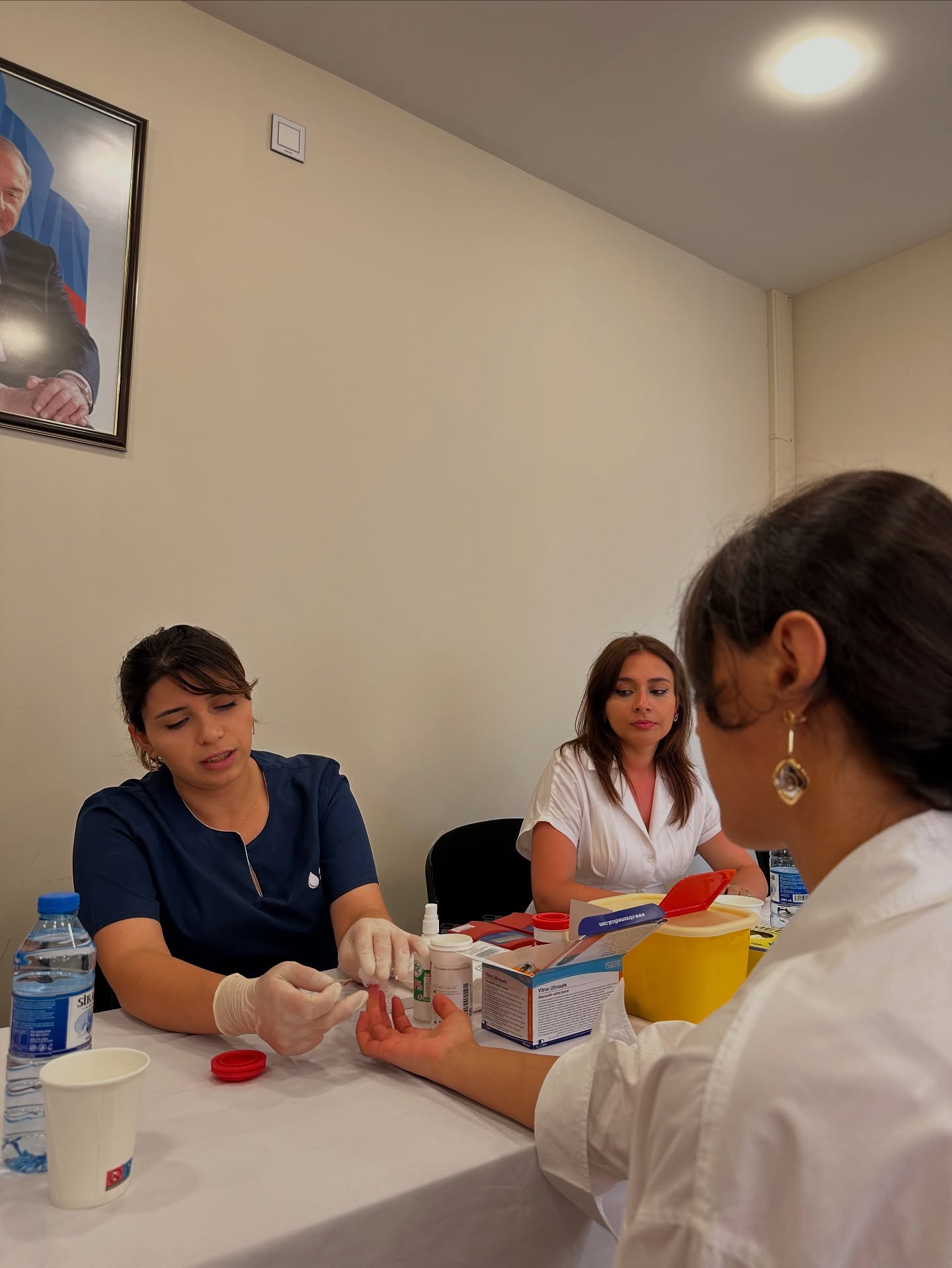 Ədliyyə işçilərinin könüllü qanvermə aksiyası keçirilir