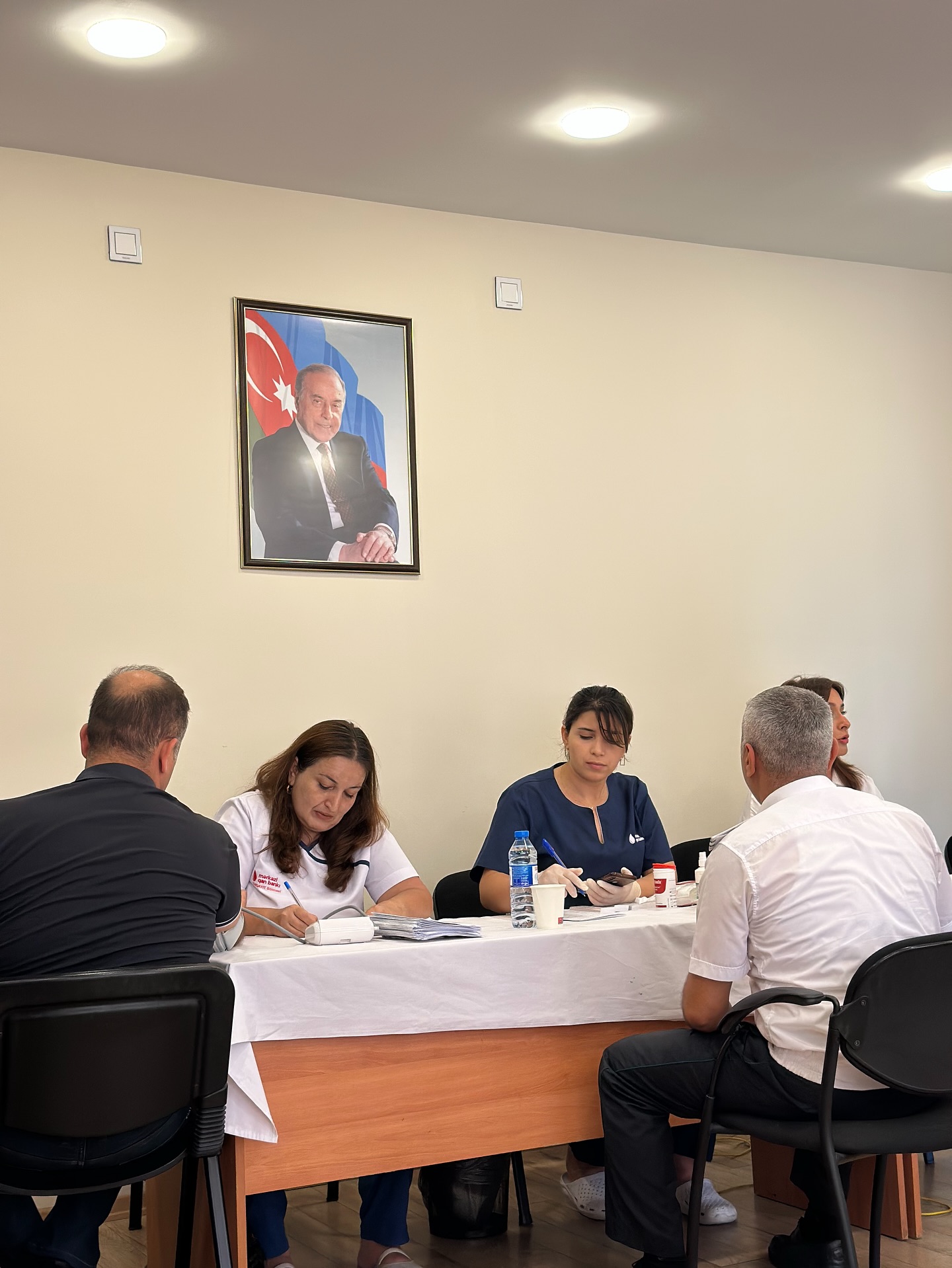 Ədliyyə işçilərinin könüllü qanvermə aksiyası keçirilir