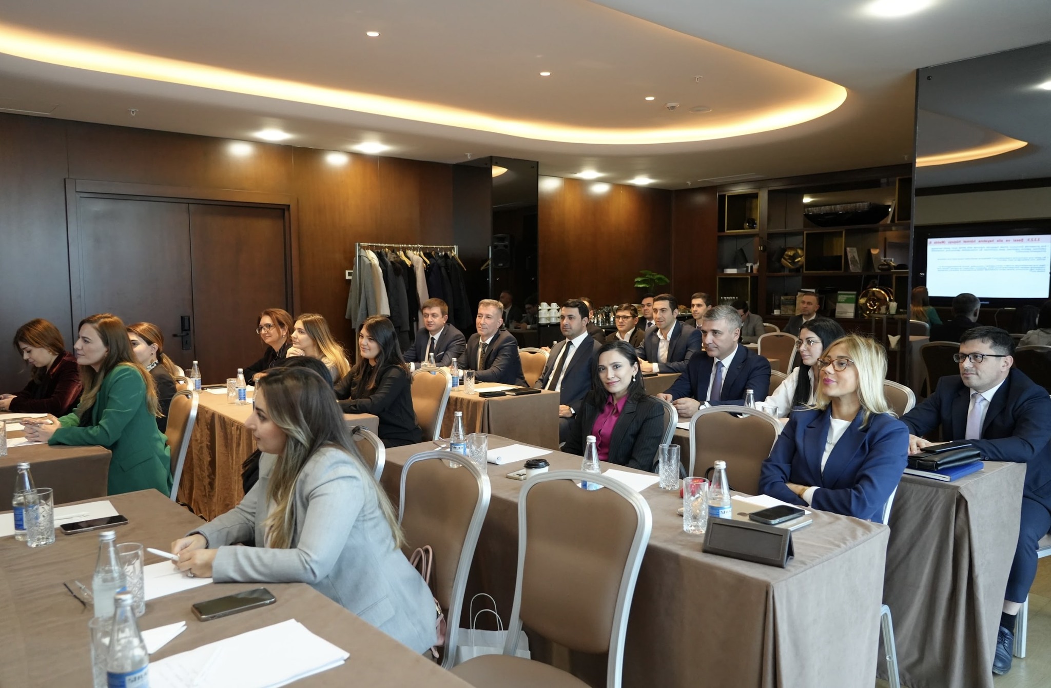 Ədliyyə Nazirliyi tərəfindən hakimlərin hazırlığının artırılması məqsədilə təlimlər keçirilir