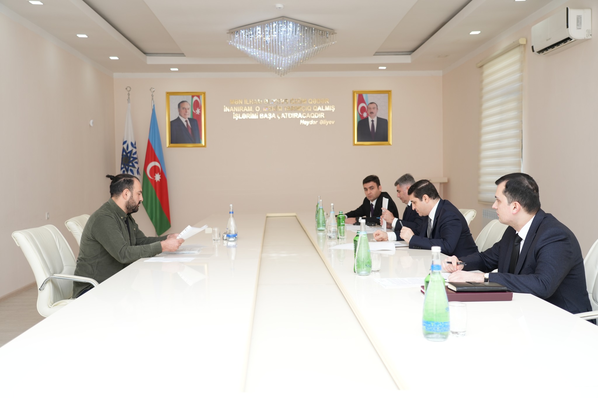 Nazir Fərid Əhmədov Kürdəmirdə vətəndaşları qəbul edib