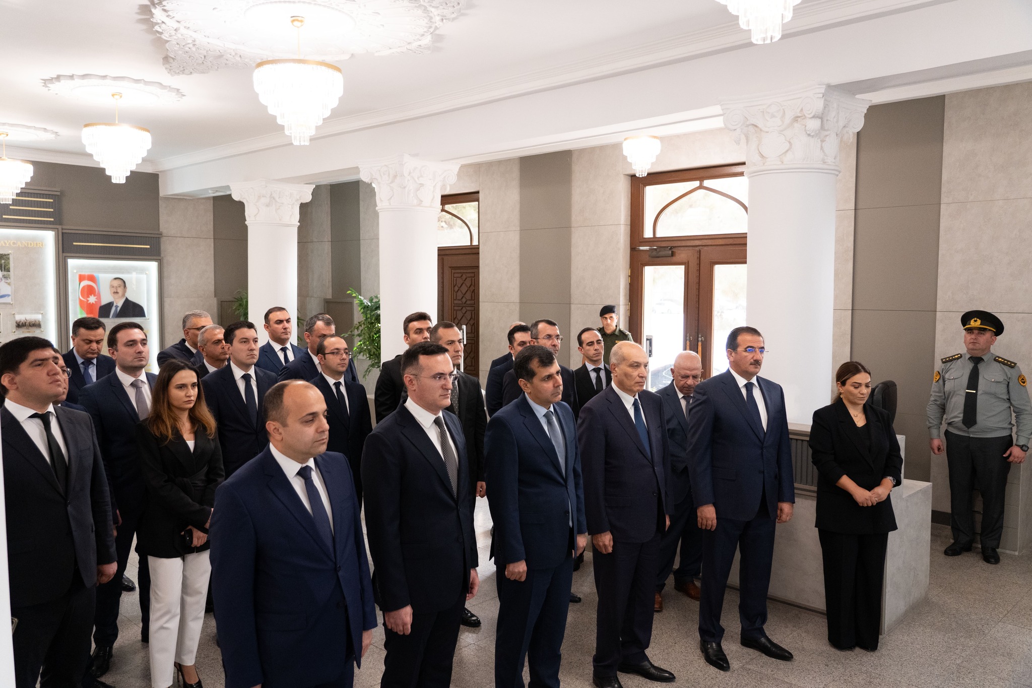 Ədliyyə Nazirliyinin kollektivi Anım Gününü qeyd edib