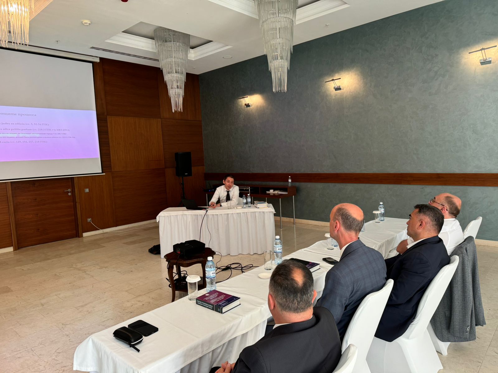 Ədliyyə Nazirliyi tərəfindən hakimlər üçün təlimlər təşkil edilib