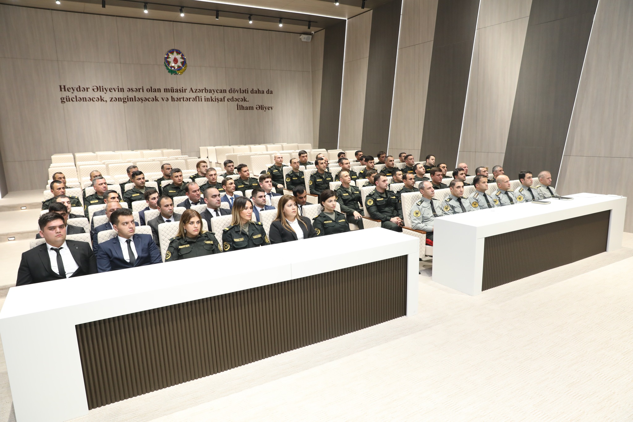 Ədliyyə Nazirliyi Penitensiar xidmətdə qulluğa qəbul olunmuş zabit heyəti ilə görüş keçirilib