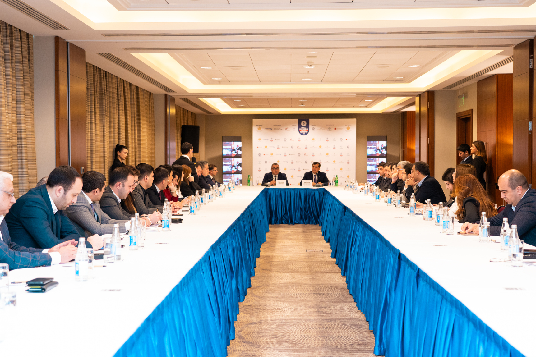 Milli Biznesin İnkişafı Forumunda “Sağlamlaşdırma və müflisləşmə haqqında” qanun layihəsi müzakirə olunub