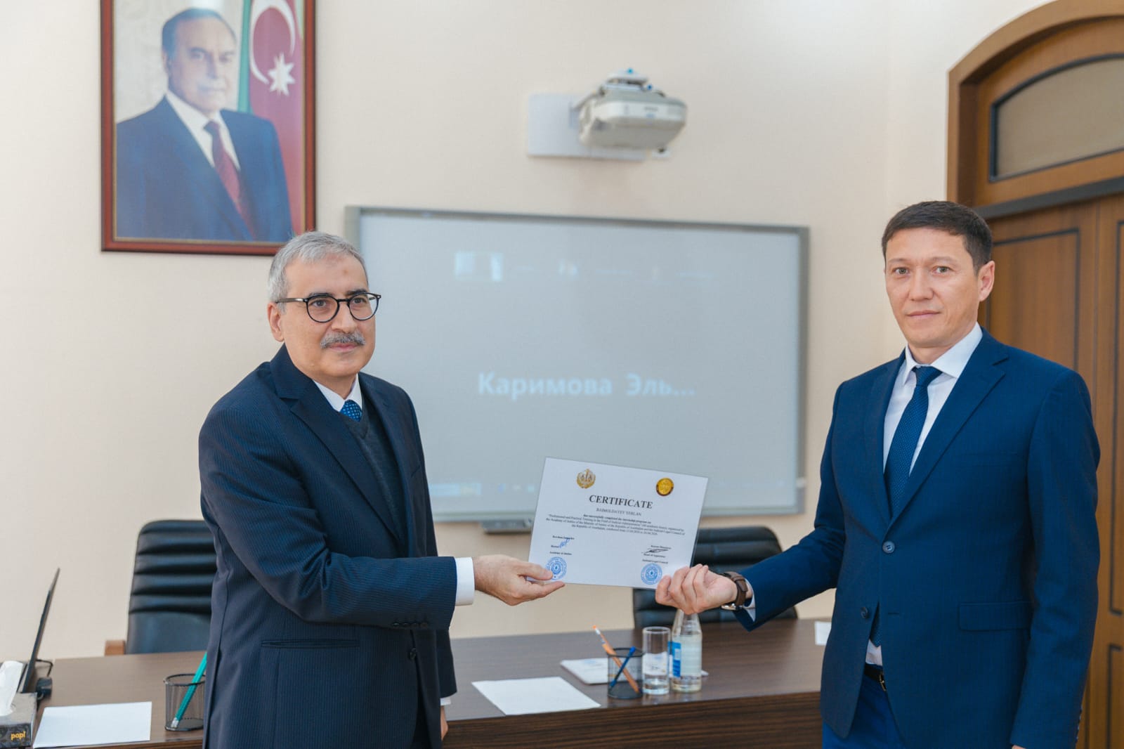 Qazaxıstandan olan hakimliyə namizədlər Ədliyyə Akademiyasında təcrübə keçiblər