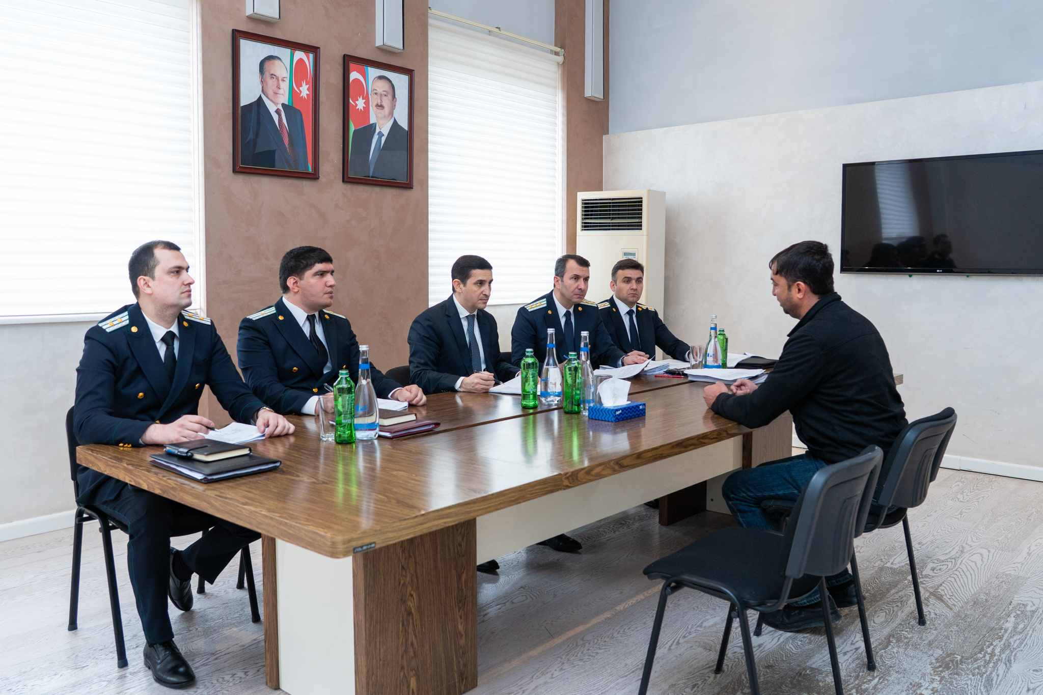 Ədliyyə naziri Şəmkir şəhərində vətəndaşları qəbul edib