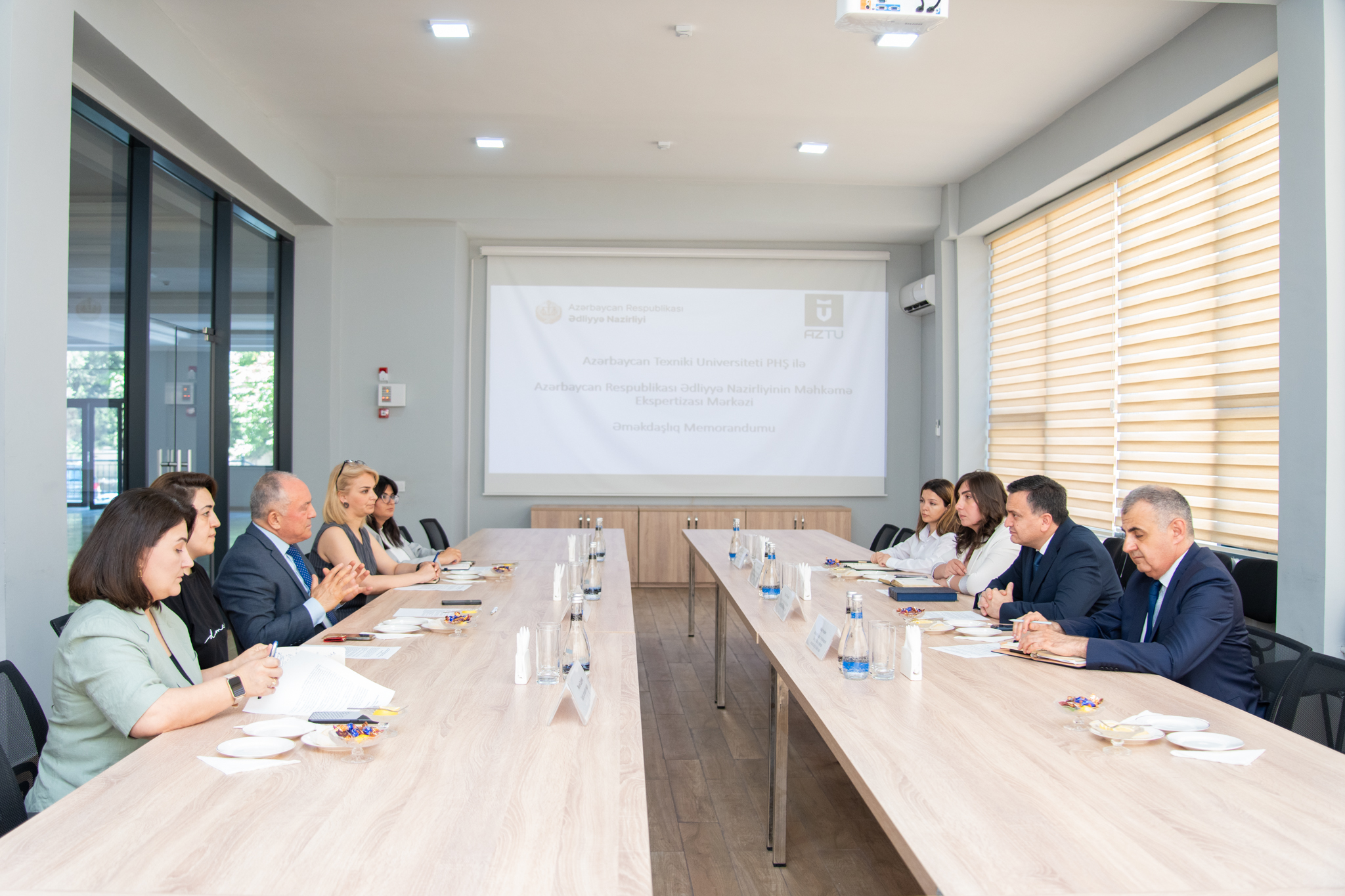Ədliyyə Nazirliyinin Məhkəmə Ekspertizası Mərkəzi ilə Azərbaycan Texniki Universiteti arasında Əməkdaşlıq Memorandumu imzalanıb