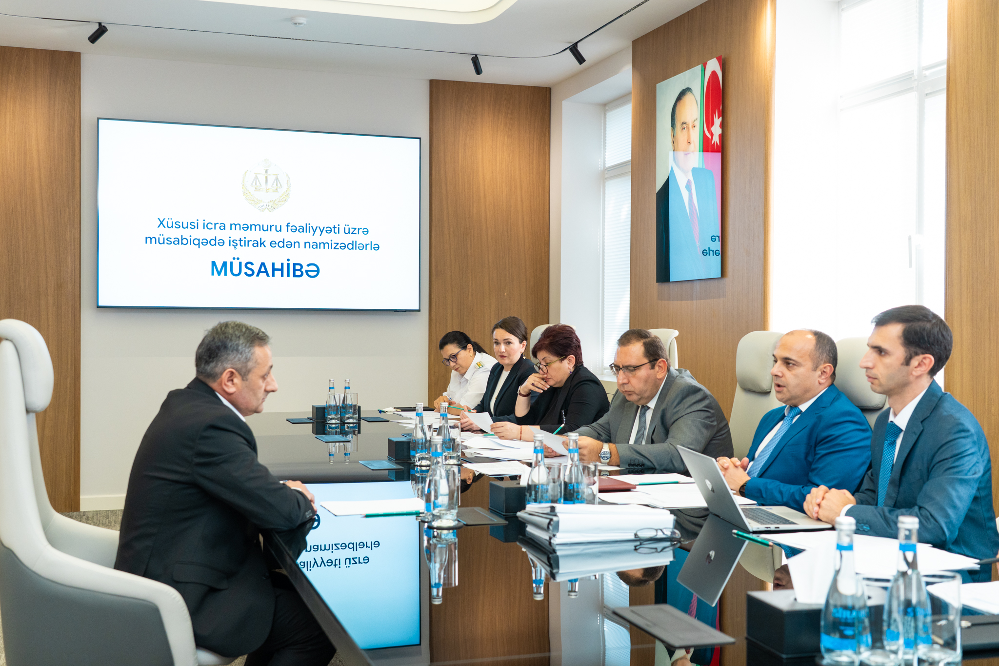 Xüsusi icra məmuru fəaliyyəti ilə bağlı müsabiqənin müsahibə mərhələsində uğur qazanmış namizədlər ilkin icbari hazırlığa cəlb olunacaqlar
