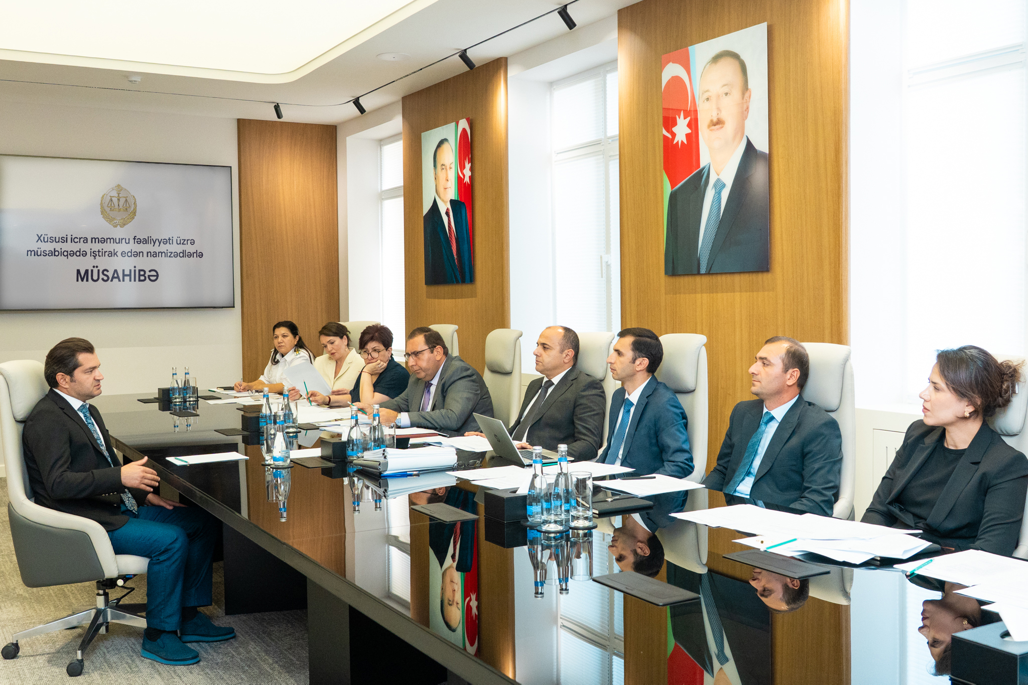 Xüsusi icra məmuru fəaliyyəti ilə bağlı müsabiqənin müsahibə mərhələsində uğur qazanmış namizədlər ilkin icbari hazırlığa cəlb olunacaqlar