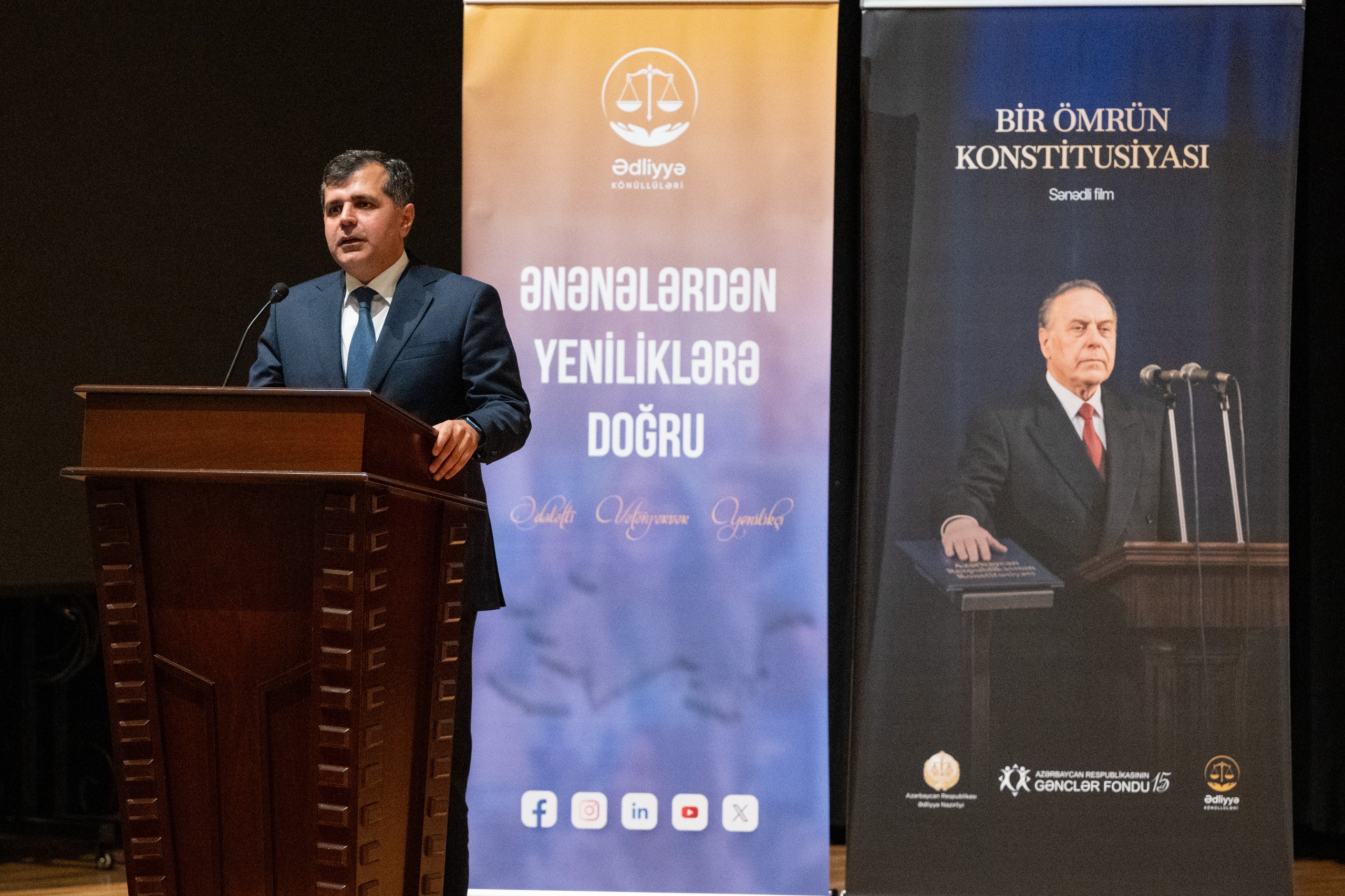 “Bir Ömrün Konstitusiyası” sənədli filminin Bakı və Naxçıvanda təqdimat mərasimləri keçirilib