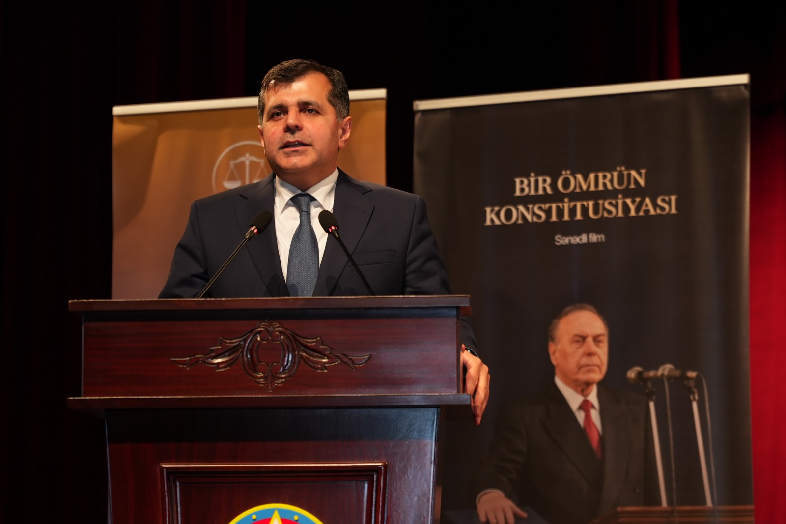 “Bir Ömrün Konstitusiyası” sənədli filminin Bakı və Naxçıvanda təqdimat mərasimləri keçirilib
