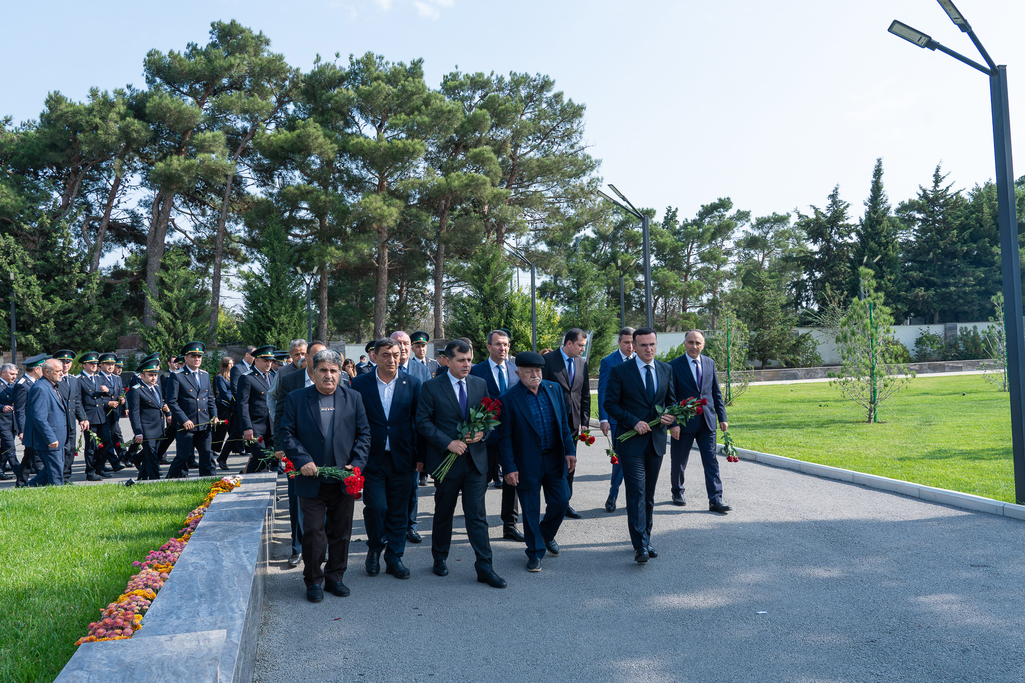 Şəhid ədliyyə qulluqçusu Ruhin Xəlilovun xatirəsi ehtiramla anılıb