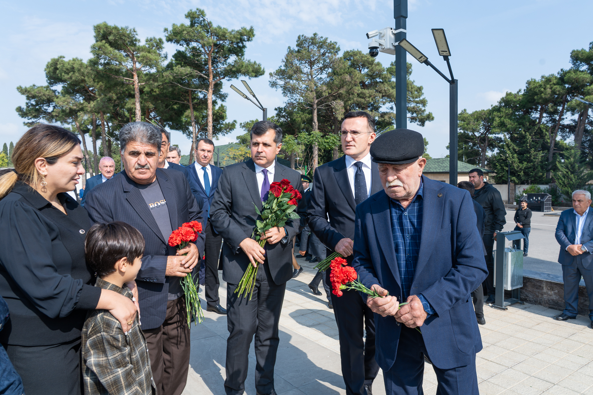 Şəhid ədliyyə qulluqçusu Ruhin Xəlilovun xatirəsi ehtiramla anılıb