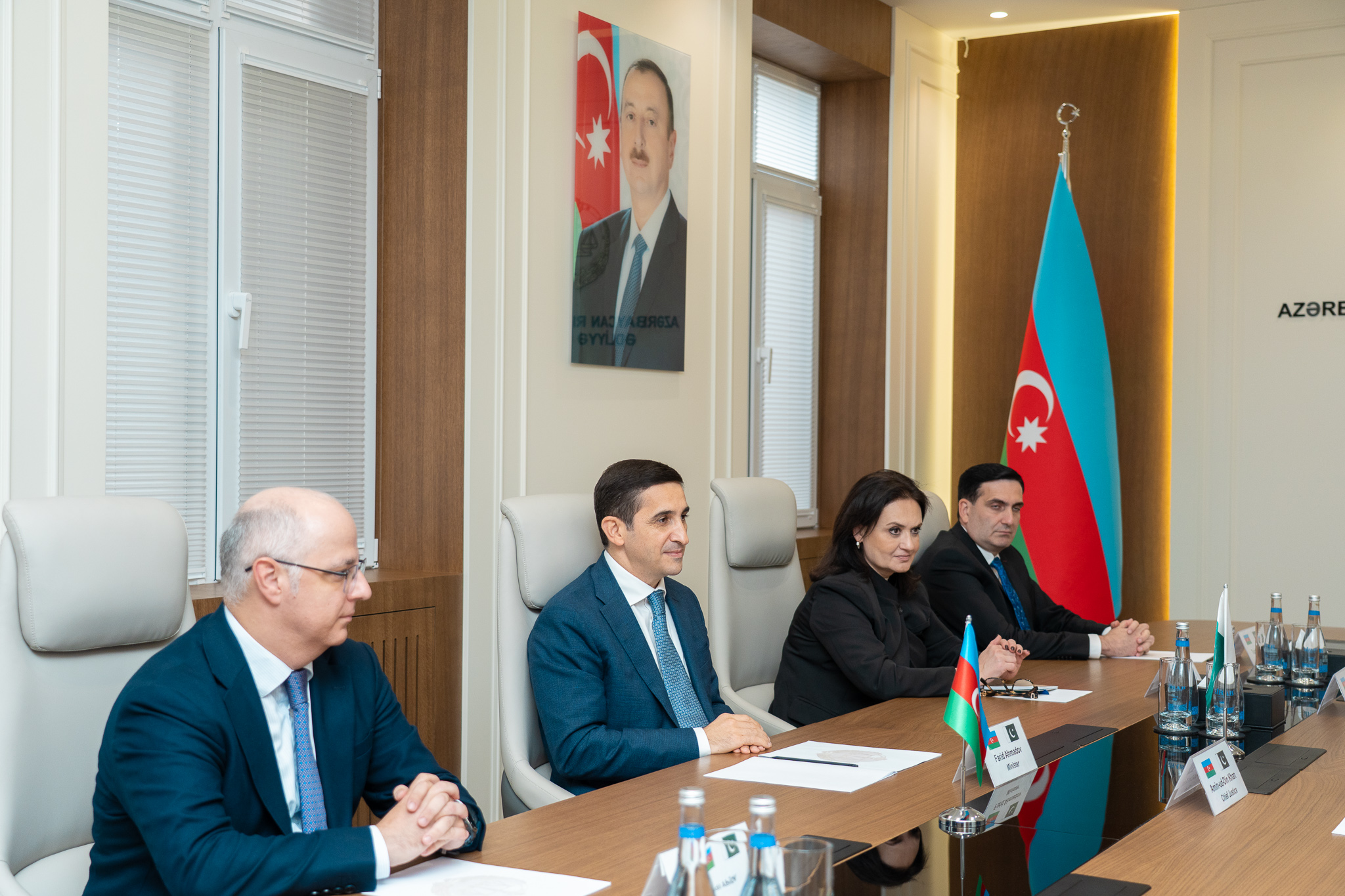 Ədliyyə naziri Pakistanın Federal Konstitusiya Məhkəməsinin sədri ilə görüşüb
