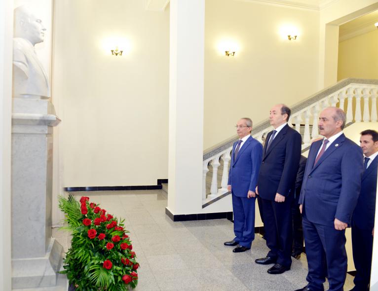 Milli Qurtuluş günü ədliyyə orqanlarında qeyd olunub