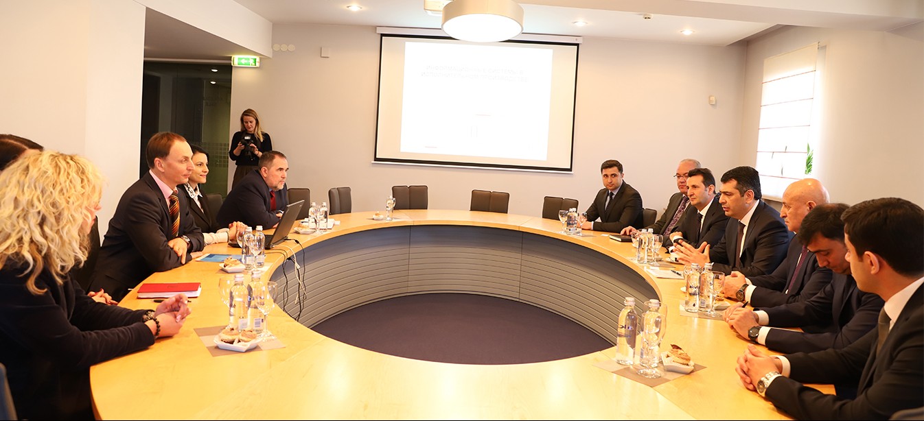 Alternativ icra mexanizmlərinin tətbiqi ilə bağlı beynəlxalq təcrübə öyrənilir