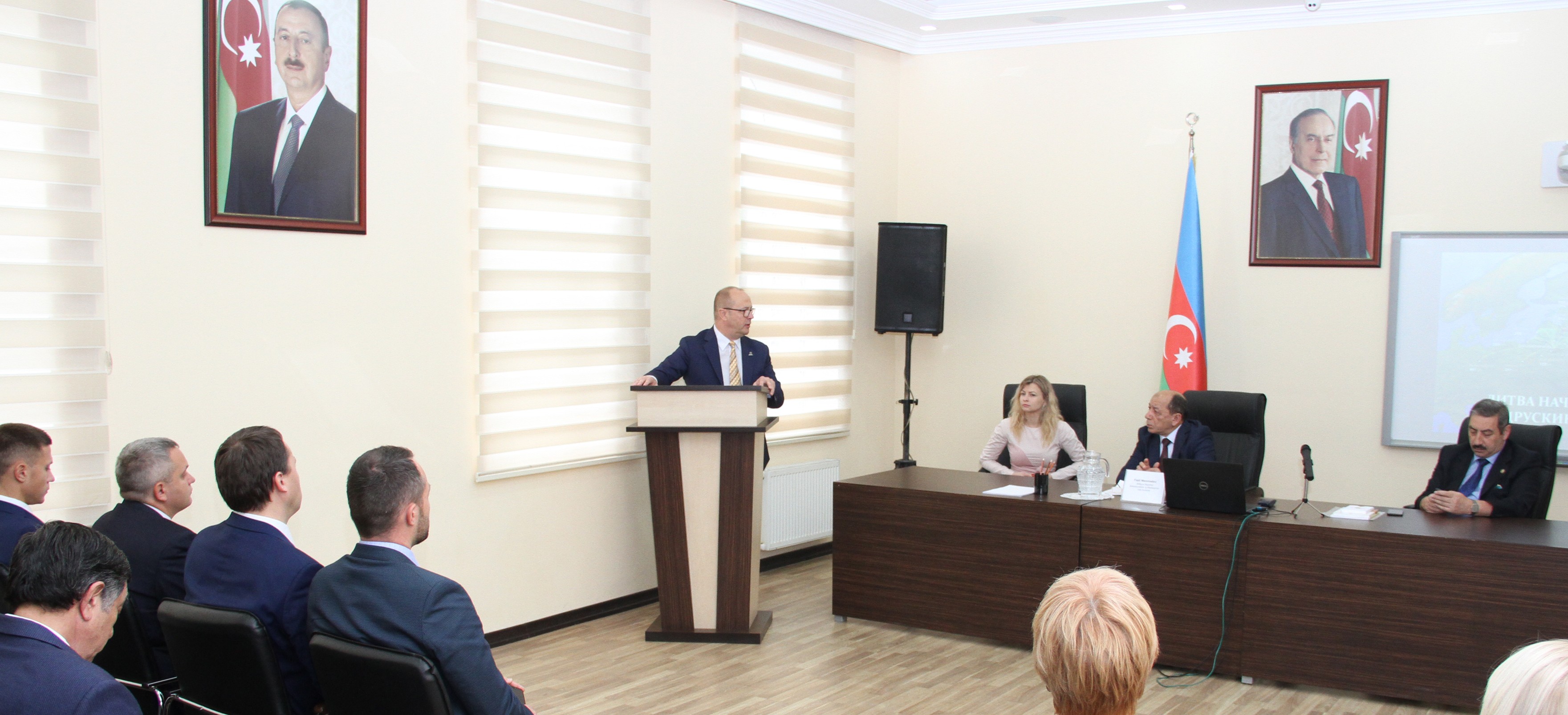 Yerli özünüidarəetmə sahəsində beynəlxalq əməkdaşlıq davam etdirilir