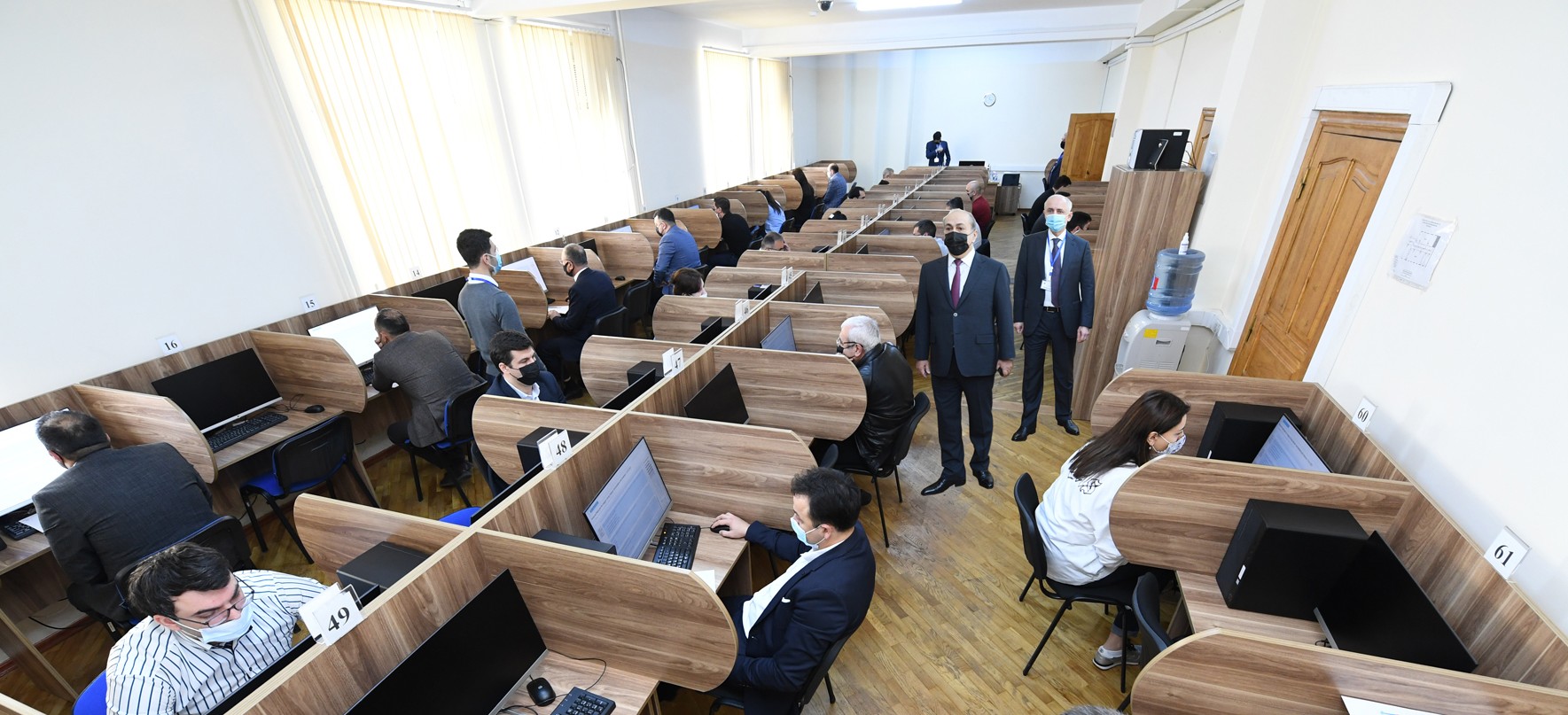 Notariat fəaliyyəti ilə məşğul olmaq istəyən namizədlərlə  test imtahanı keçirilib